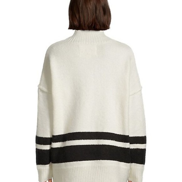 Women's Oversized Funnelneck Stripe Sweater Size M - Picture 11 of 11